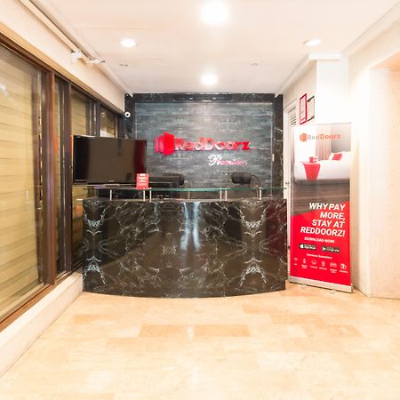 Reddoorz Premium Near Greenbelt Makati - Vaccinated Staff Makati City Exteriör bild