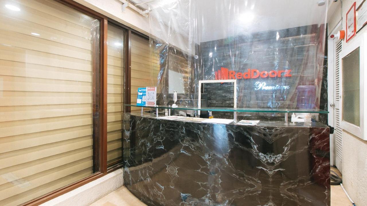 Reddoorz Premium Near Greenbelt Makati - Vaccinated Staff Makati City Exteriör bild