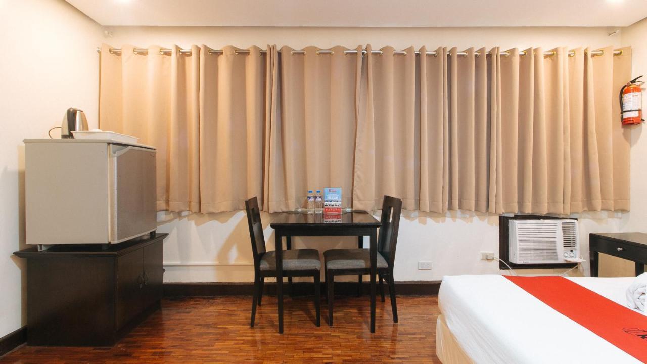 Reddoorz Premium Near Greenbelt Makati - Vaccinated Staff Makati City Exteriör bild